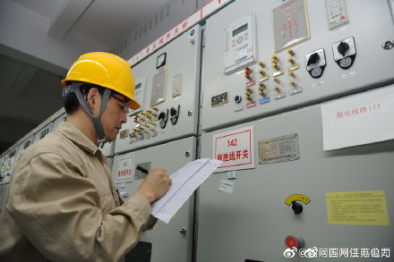 110千伏长安变电站内变压器、线路保护装置全方位的检查和巡视